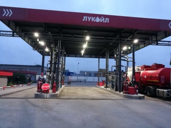 Освещение АЗС Лукойл компанией "Лисол"